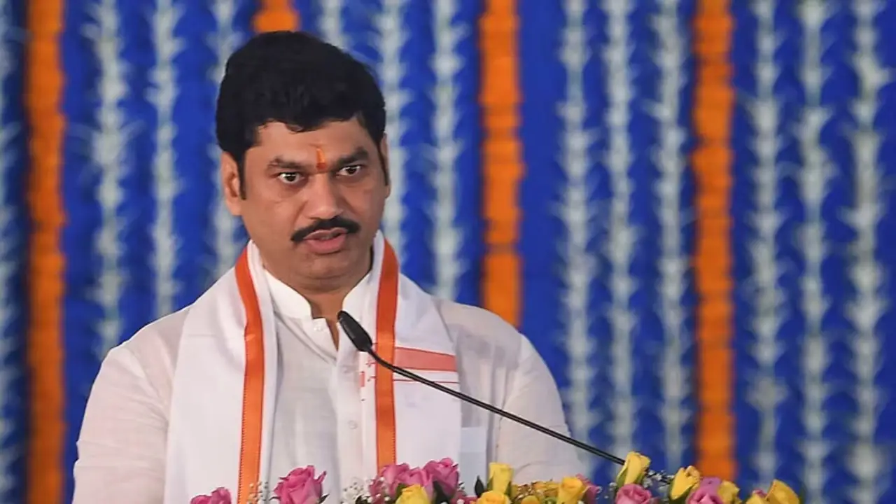 dhananjay munde and santosh deshmukh