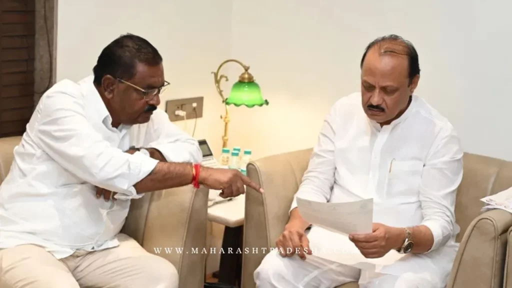 Dhananjay Munde problems increased, Suresh Dhas give evidence pen drive to Ajit Pawar