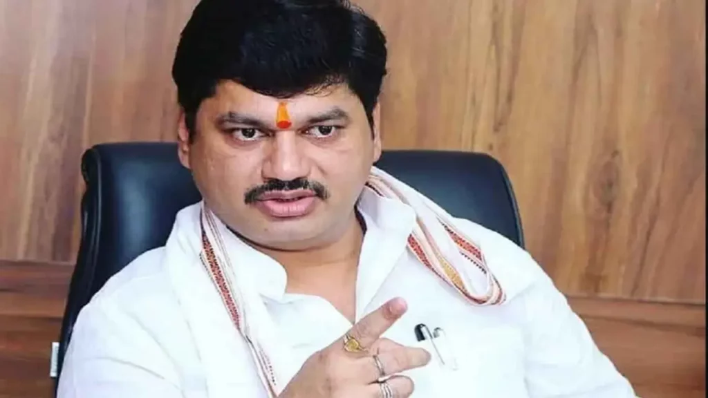 Dhananjay Munde स्वत:च्या राजीनाम्याच्या प्रश्नावर स्पष्टच म्हणाले, "मी काहीही…"
