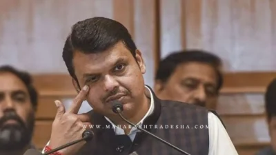 Nana patole criticizes devendra fadnavis over dhananjay munde