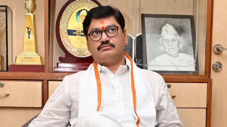 Suresh Dhas file complaint to ED against Dhananjay Munde
