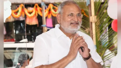 "just because one farmer benefits from the market price of onions, everyone else gets off on planting onions," said manikrao kokate.