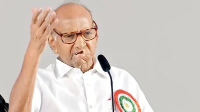 शरद पवार राष्ट्रपती झाले असते, जर महायुतीत आले असते; केंद्रीय मंत्र्याचे मोठे विधान Ramdas athawale says sharad pawar could have become india's president if he had joined nda. He also comments on possible alliances in maharashtra politics.