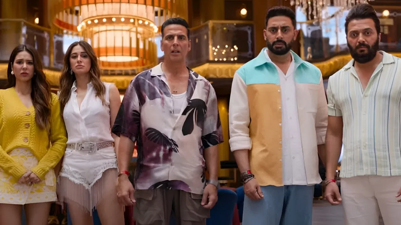 Akshay hits jackpot! 'Housefull 5' breaks 14 film records in two days!