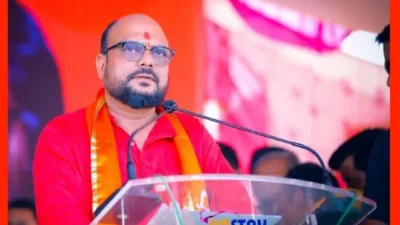 "मला सर्वांसोबत 'i love you' करावं लागतं... "; गुलाबराव पाटलांची तुफान बॅटिंग, भाजपलाही दिला इशारा! Minister gulabrao patil jokes about having to say "i love you" to everyone due to coalition politics and advises mla kishore patil against allying with bjp in local elections.