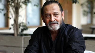 Filmmaker mahesh manjrekar expresses desire to leave mumbai due to rising pollution and overpopulation during an interview with raj and uddhav thackeray.