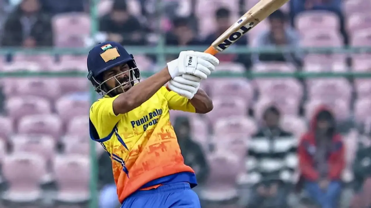 Ruturaj Gaikwad smashes a record-equaling 15th century in Vijay Hazare Trophy, surpassing Michael Bevan's List A average.