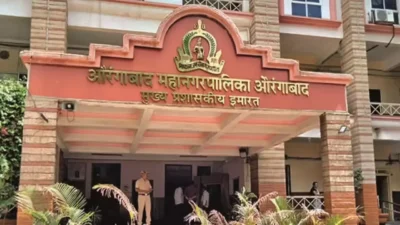 खुर्चीची नशाच न्यारी! मनपा आखाड्यात तब्बल ९७ 'जुने' पैलवान पुन्हा रिंगणात; भाजपचा मोठा 'गेम' 97 former corporators re-enter the chhatrapati sambhajinagar municipal election fray, with bjp fielding the highest number (37) of veterans.