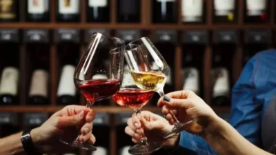 Liquor price hike: मद्यप्रेमींना धक्का! दारू महागली, नवे दर काय?