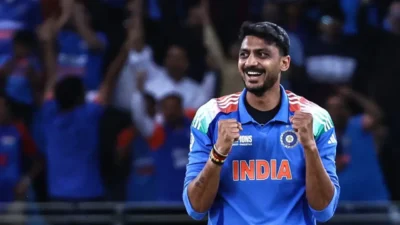 Axar patel, ind vs nz final, t20 world cup, glenn phillips