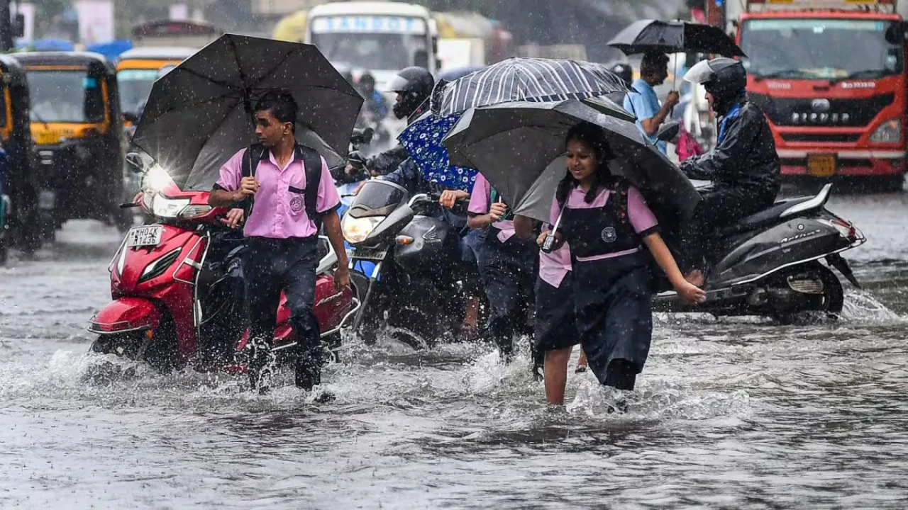 Monsoon Arrival Delayed as dark clouds gather over Kerala coast