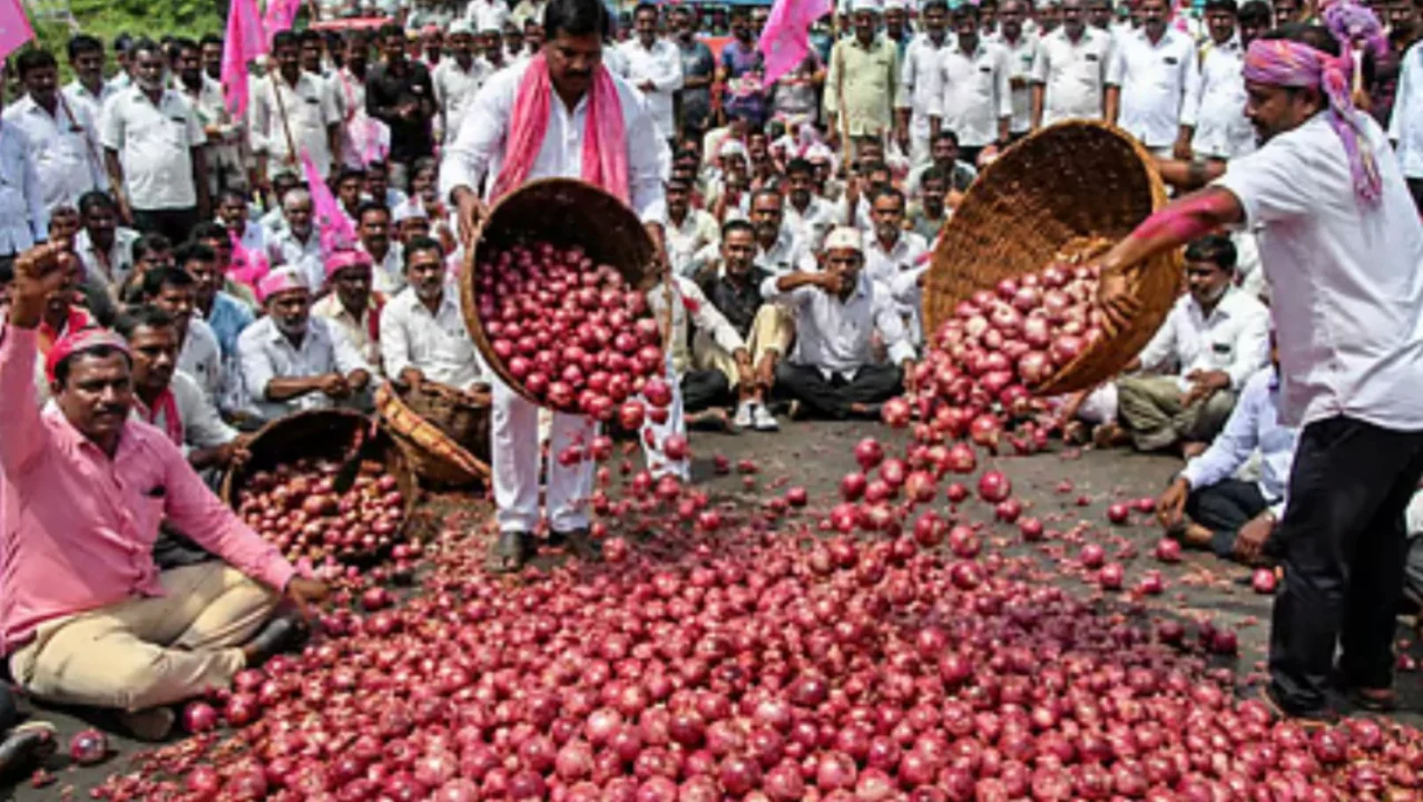 Onion Price Agitation - Angry Maharashtra farmers protesting for higher onion prices.
