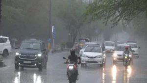 Maharashtra monsoon update parched land under hot bright sun