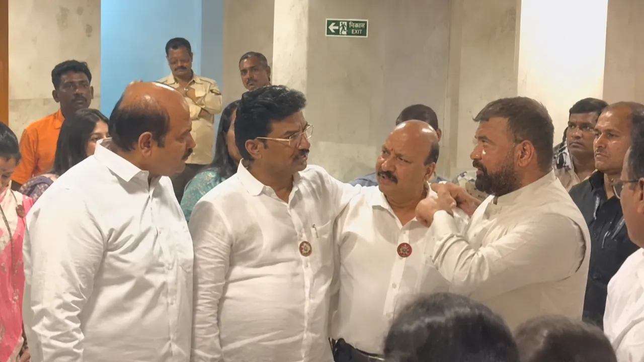 Sachin Ahir with Shinde Sena leaders in Mumbai meeting