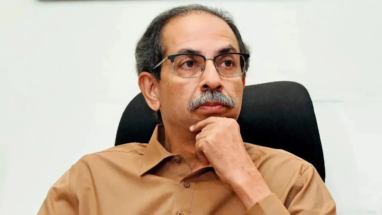 Uddhav Thackeray and Kalamb corporators joining BJP