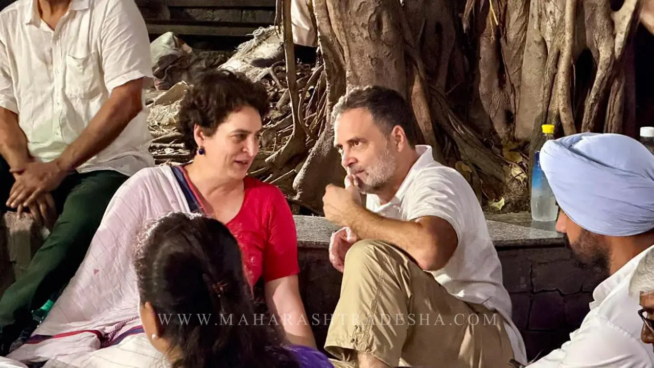 Rahul Gandhi and Priyanka Gandhi detained by police during Congress protest