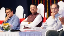 Devendra Fadnavis, Uddhav Thackeray and Raj Thackeray sharing a stage at an event