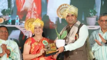 Rajendra Borkar Patil receiving Utkrisht Abhiyanta Award from senior PWD officials in Chhatrapati Sambhajinagar.